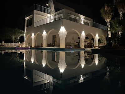 Luxury Villa Photo #2