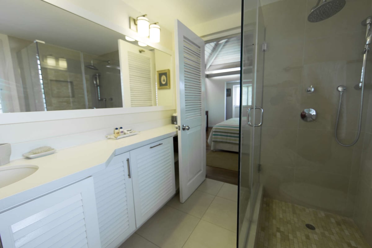 Moonshine villa rental in Silver Sands - 33