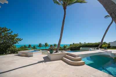 Luxury Villa Photo #14