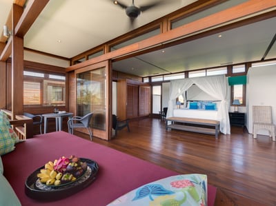 Luxury Villa Photo #14