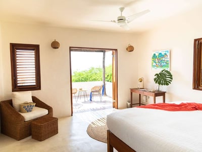 Luxury Villa Photo #20