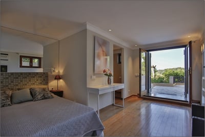 Luxury Villa Photo #29