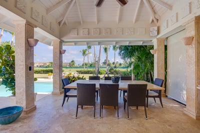 Luxury Villa Photo #25