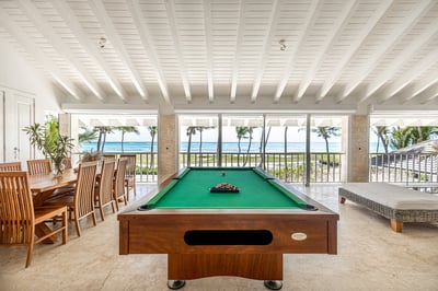 Luxury Villa Photo #31