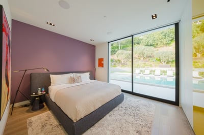 Luxury Villa Photo #38