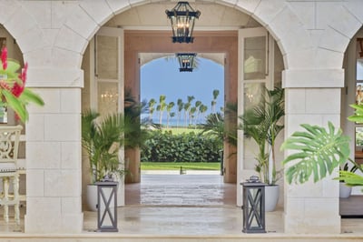 Luxury Villa Photo #16