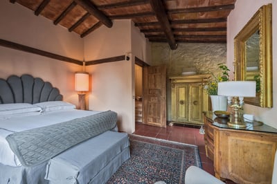 Luxury Villa Photo #39