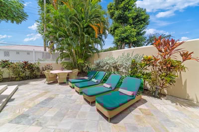 Luxury Villa Photo #6