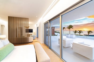 Luxury Villa Photo #43