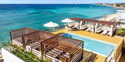 Luxury Villa Photo #32
