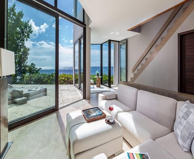 Luxury Villa Photo #15