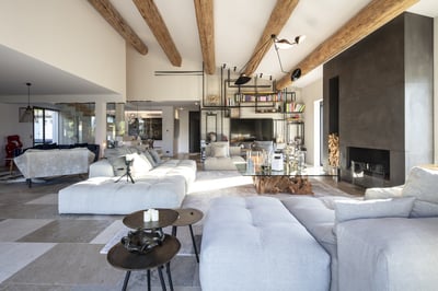 Luxury Villa Photo #20