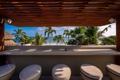 Luxury Villa Photo #31