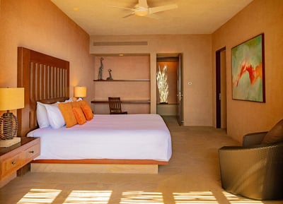 Luxury Villa Photo #22
