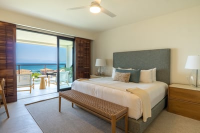 Luxury Villa Photo #31