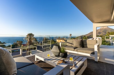 Luxury Villa Photo #14