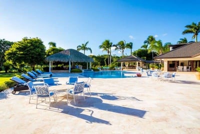 Luxury Villa Photo #3