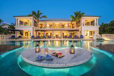 Luxury Villa Photo #2