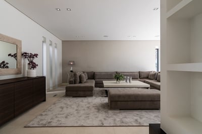 Luxury Villa Photo #17