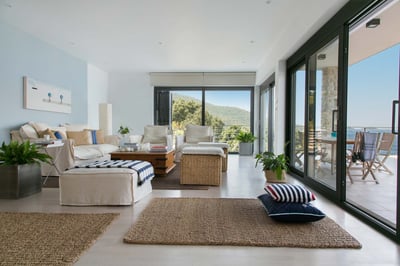 Luxury Villa Photo #13