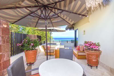 Luxury Villa Photo #16