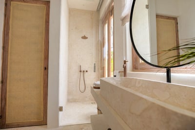 Luxury Villa Photo #75