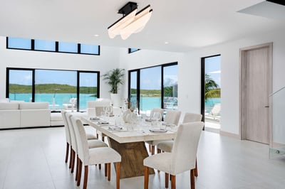 Luxury Villa Photo #25
