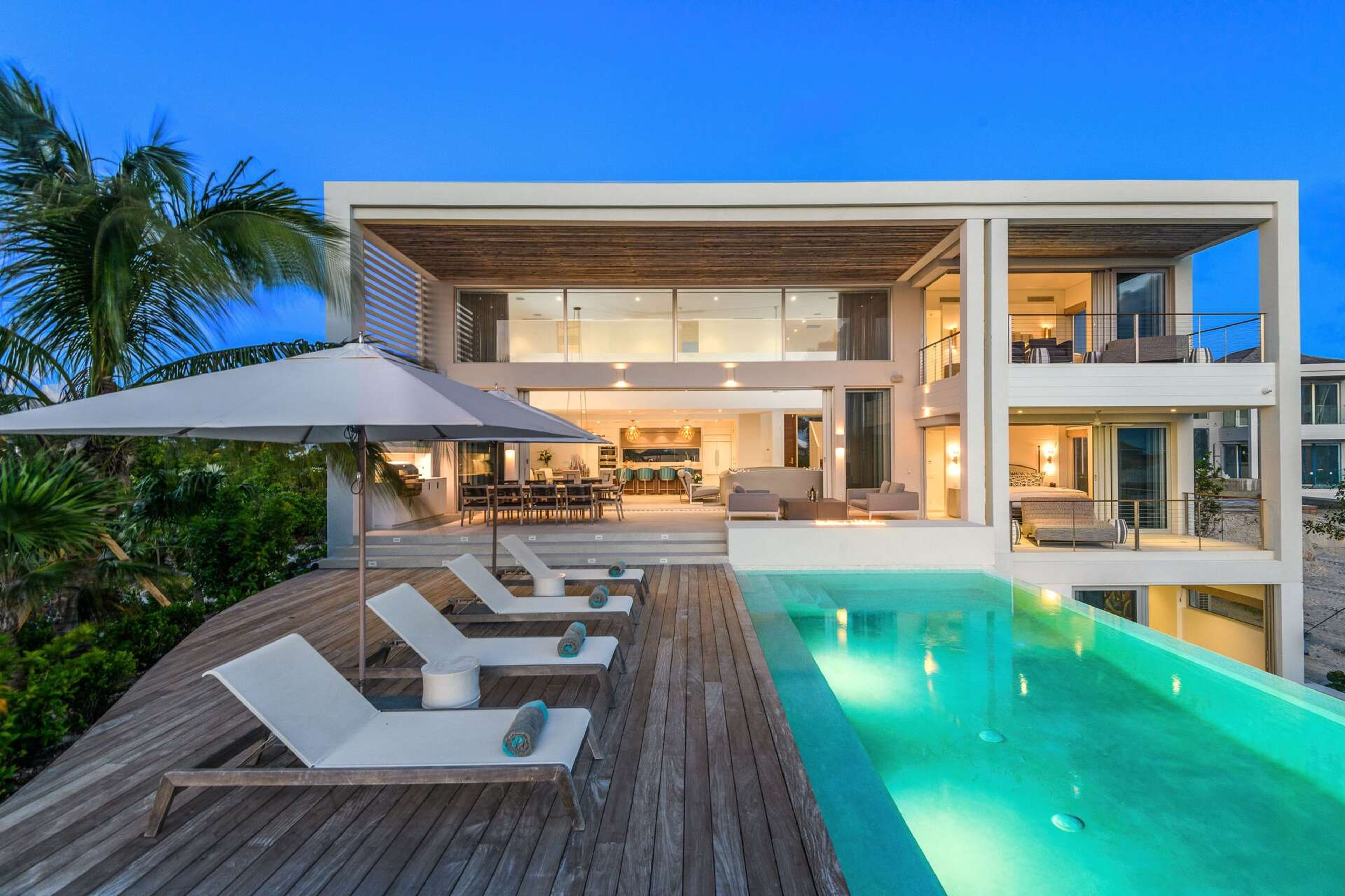 Beach Enclave Grace Bay 6 BDM Premium Ocean View Villa - 2