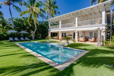 Luxury Villa Photo #7