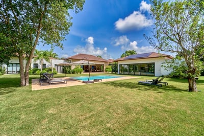 Luxury Villa Photo #2