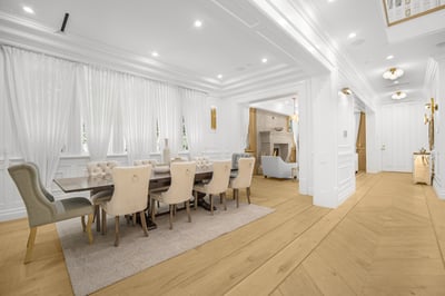 Luxury Villa Photo #21