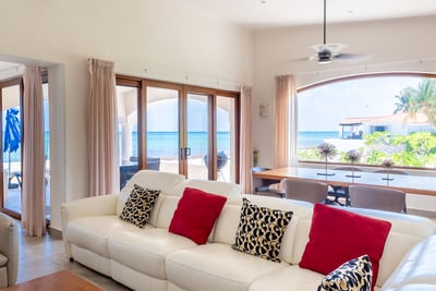 Luxury Villa Photo #13