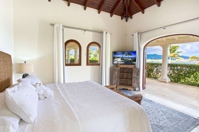 Luxury Villa Photo #27