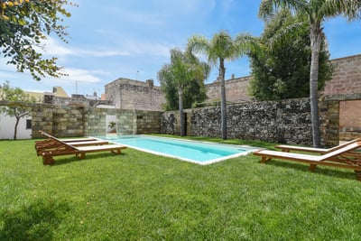 Luxury Villa Photo #10