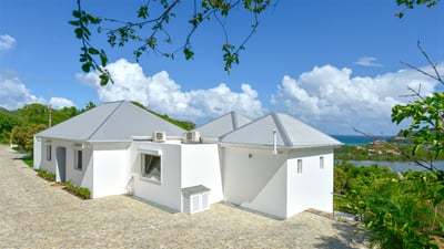 Luxury Villa Photo #19