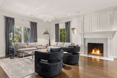 Luxury Villa Photo #17