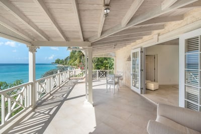 Luxury Villa Photo #4