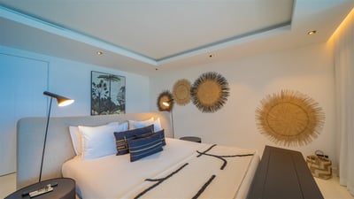 Luxury Villa Photo #53