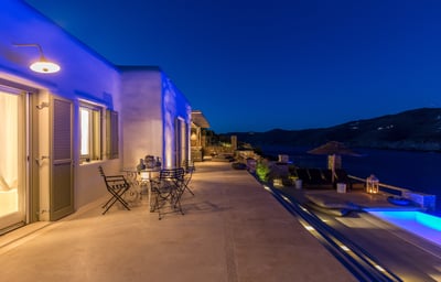 Luxury Villa Photo #13