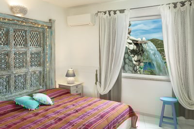 Luxury Villa Photo #27