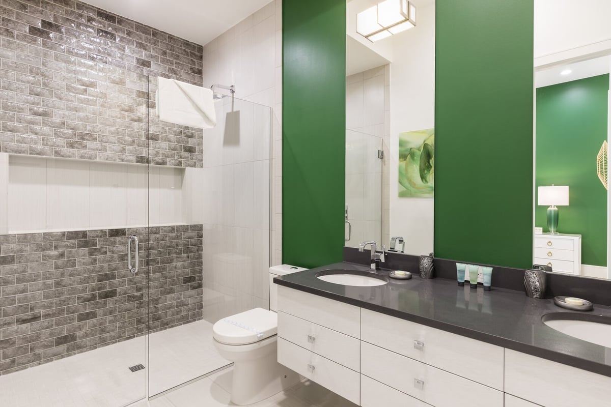 Unforgettable Utopia