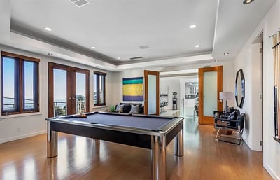 Luxury Villa Photo #16