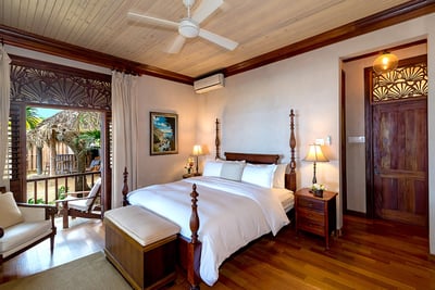 Luxury Villa Photo #35