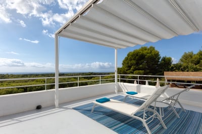 Luxury Villa Photo #32