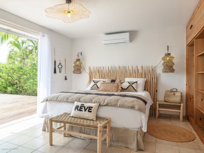 Luxury Villa Photo #27