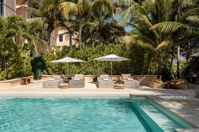 Luxury Villa Photo #3
