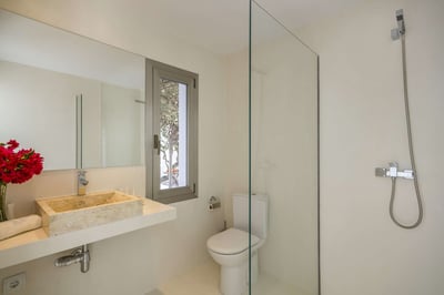 Luxury Villa Photo #17