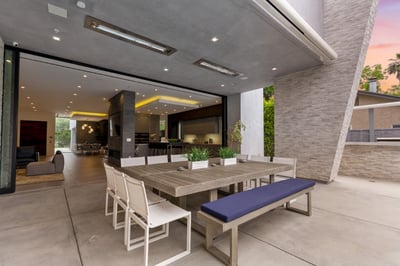 Luxury Villa Photo #6