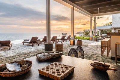 Luxury Villa Photo #12