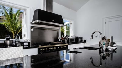 Luxury Villa Photo #9